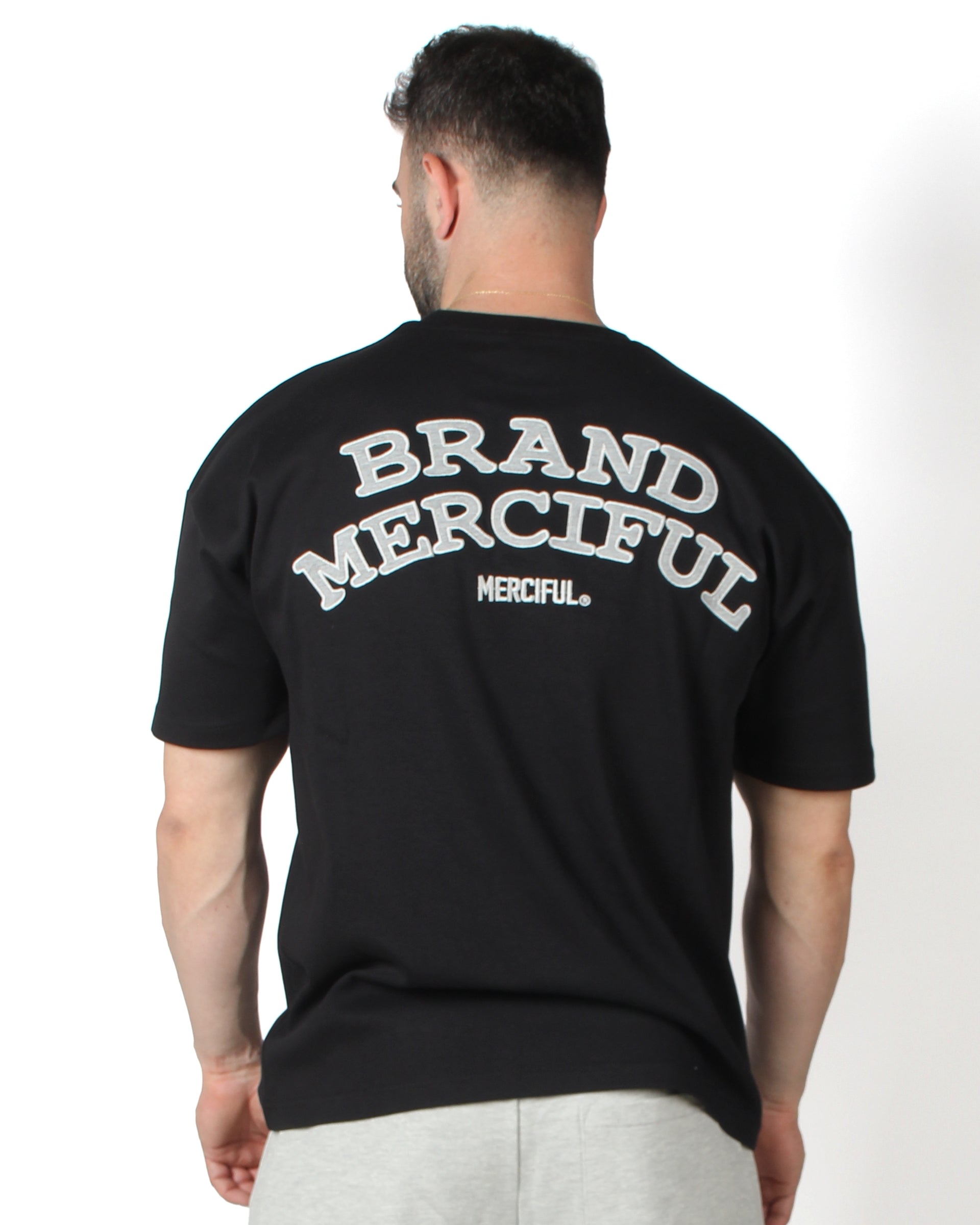 Oversize T-Shirt With 3D Evali and Application