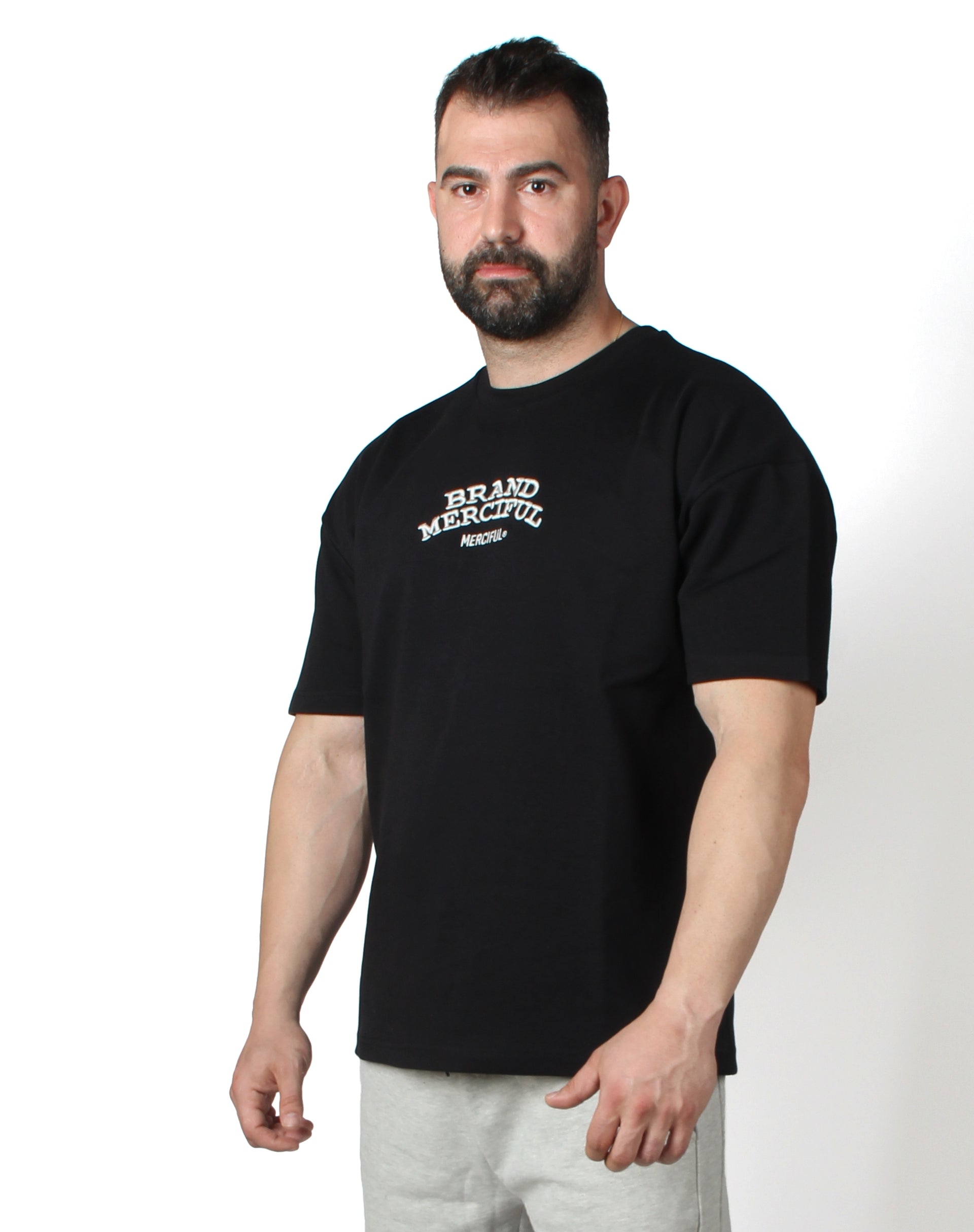 Oversize T-Shirt With 3D Evali and Application